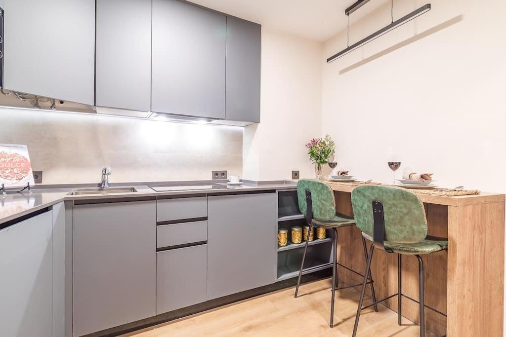 Apartamento Reformado Y Tranquilo Junto A Gran Via Мадрид Экстерьер фото